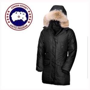 Canada goose trillium parka limited edition XS